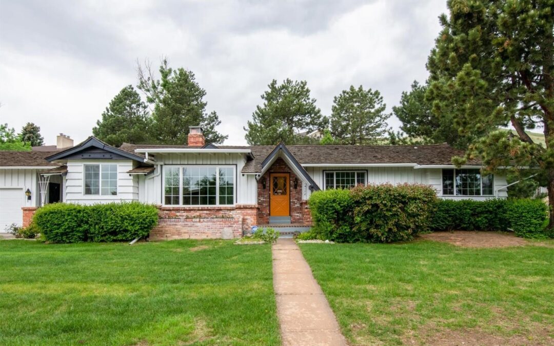 PENDING: Ranch Style Home in Lakewood